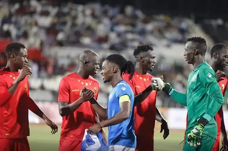 الهلال والمريخ